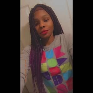 Meet your Posher, Zakeya